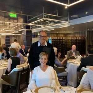 Meet your Posher, Leslie